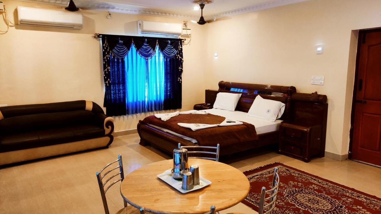 Hotel Supreme Rāmeswaram Buitenkant foto