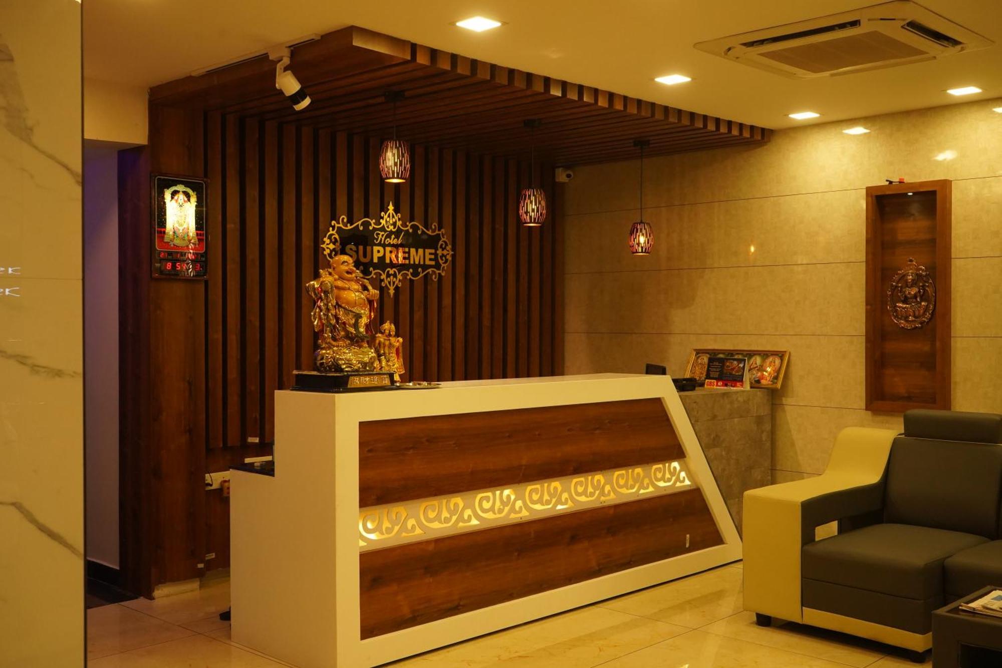 Hotel Supreme Rāmeswaram Buitenkant foto